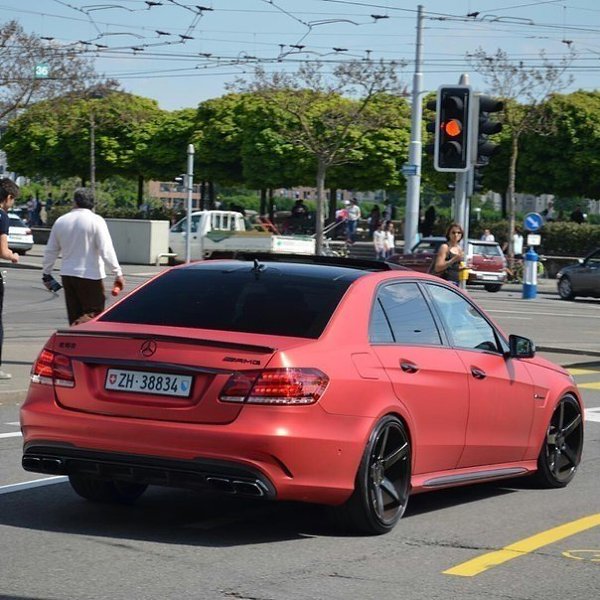 Mercedes-Benz E63 AMG