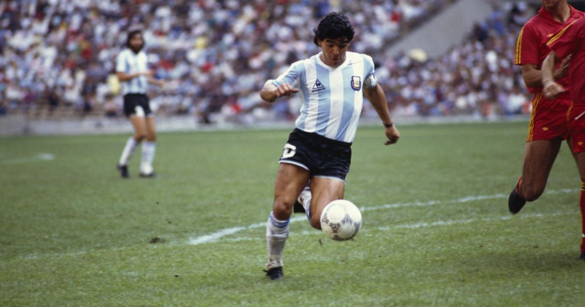 Диего Армандо Марадона 1986. Диего Марадона 1986. Марадона футболист 1986. Diego Maradona Argentina 1986.