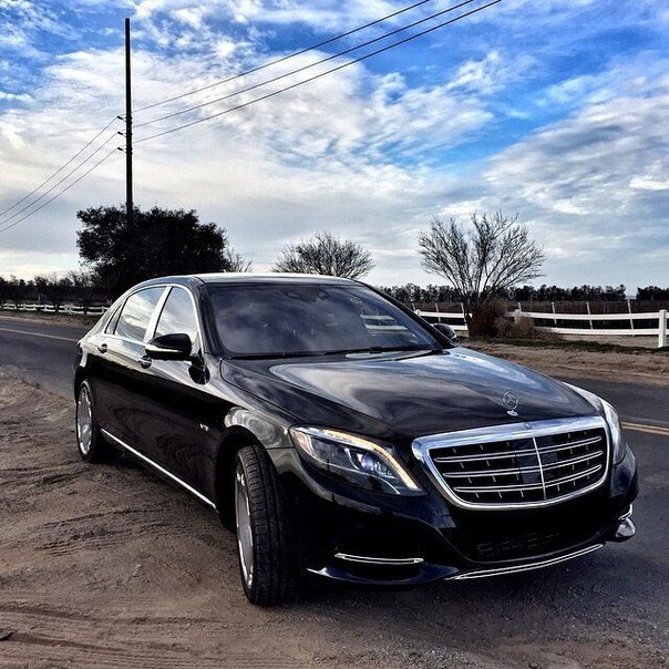 Mercedes-Maybach S600