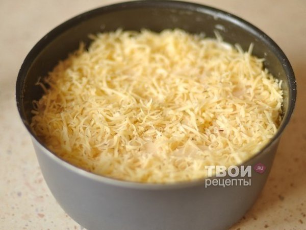 Картофельная запеканка с сыром.Ингредиенты:Картофель 1 кгМасло сливочное 70 гСыр твердый 80 гТимьян ... - 6