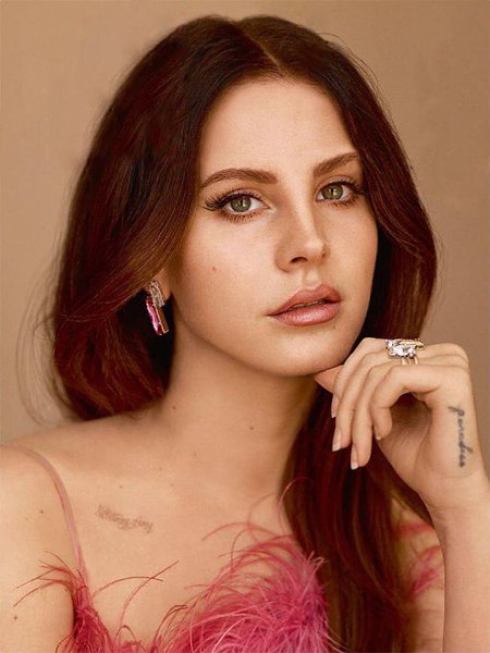 ELLE UK June 2017 Lana Del Rey by Thomas Whiteside - 2