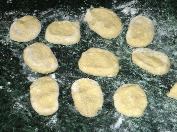 Ленивые вареники.Очень вкусное и простое в приготовлении блюдо. Маленькие детки очень любят такие ... - 5