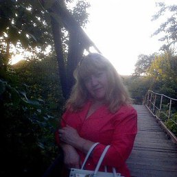 Наталья, 49, Зимогорье