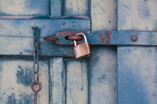 В конце всё обязательно должно быть хорошо. Если что-то плохо — значит, это ещё не конец…. Пауло ...