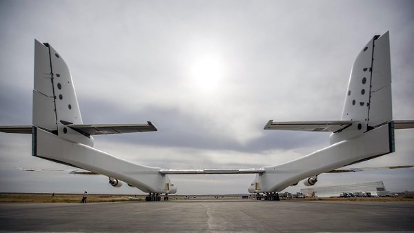 Представлен самолет Stratolaunch для орбитальных запусков.Самый большой в мире самолёт Stratolaunch ... - 6