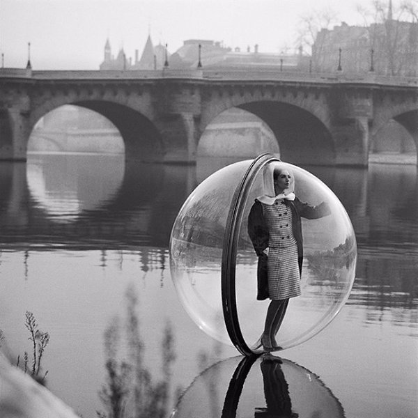 Для модного журнала Harper's Bazaar в 1963 году Мелвин Сокольский делает знаменитую «Bubble series», ... - 5