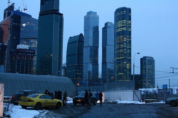 Последнее лето (2017).Жанр: драма, криминал Костя, молодой парень, сын богатых родителей, ... - 3