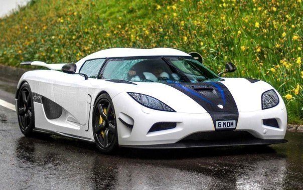Koenigsegg Agera R (1.700.000$)