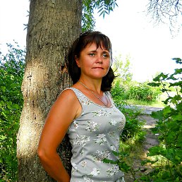 Eлена, 46, Купянск