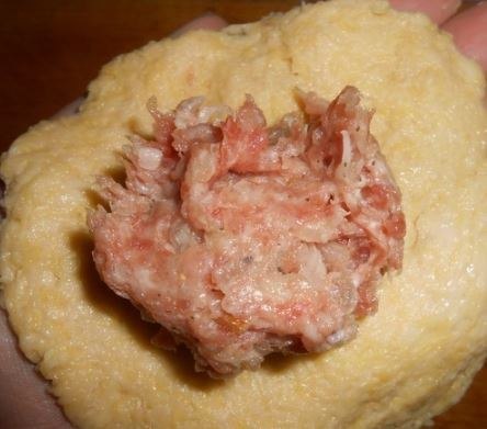 Ароматные «колдуны» с мясом.Ароматные и сочные «колдуны» с мясом зачаруют вас своим неповторимым ... - 4
