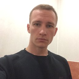 Nikolay, 32, 