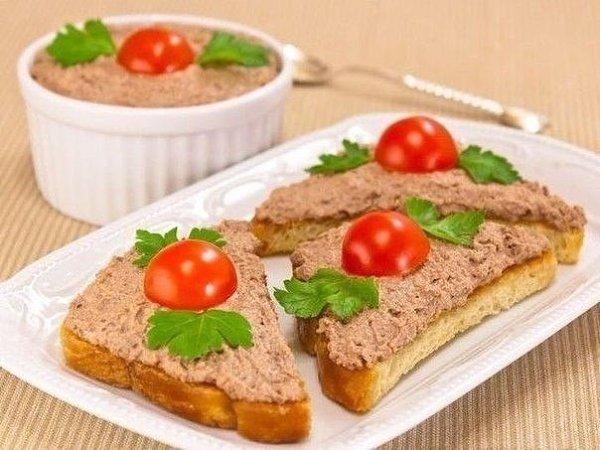 12 лучших паст для бутербродов: быстро, вкусно и полезно! 1. Из яиц и лука Натрите на крупной терке ... - 7