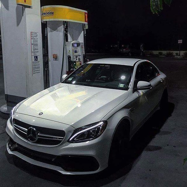 Mercedes-AMG C63