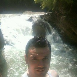 Andrey, 39 , 