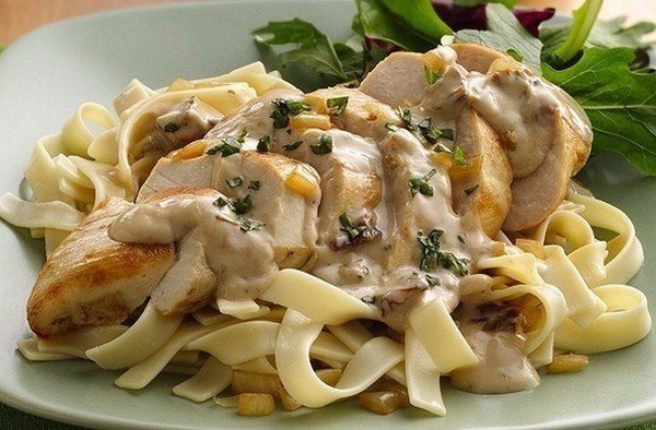 Топ-5 соусов к макаронам. Bon Appetit рекомендует: 1. Томатный соус к макаронам 2. Паста со ... - 2