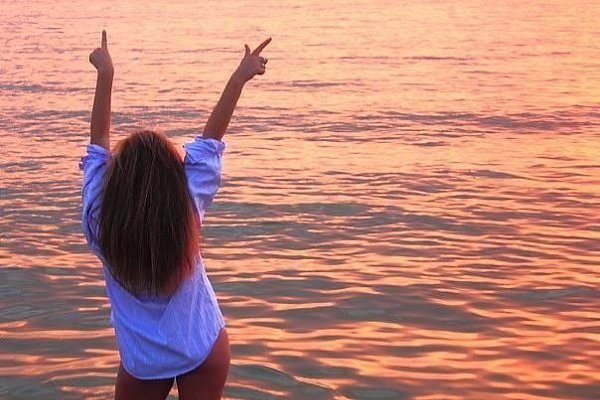 Бывшим надо желать только удачи))).Счастье свое они уже просрали!)))
