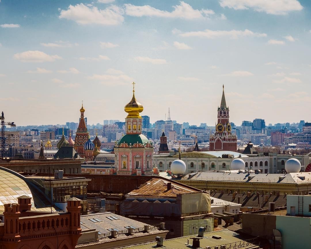 Над столицей. Утро в Москве. Доброе утро Москва. Московское утро. Майское утро в Москве.