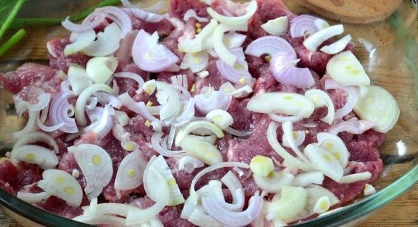 ОБАЛДЕННОЕ МЯСКО ПОД ШУБОЙ.Такого простого рецепта Вы точно ещё не пробовали ИНГРЕДИЕНТЫ: Свинина — ... - 3