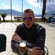Milos, 33 ����, ���������