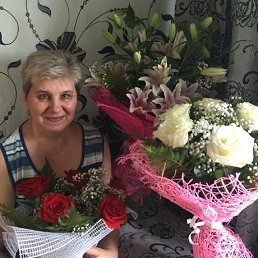 Галина, 63, Оренбург