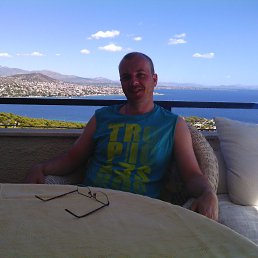 Denis, , 48 