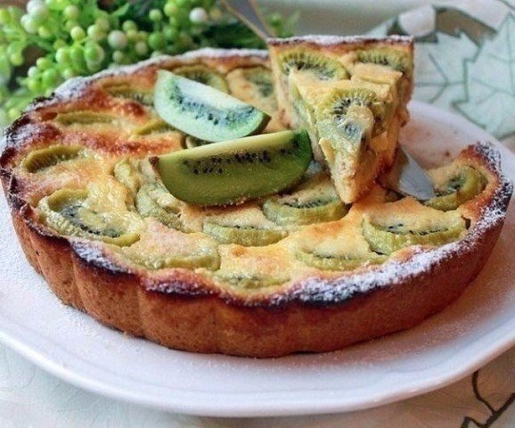 Творожная запеканка с киви и бананом! Невероятный завтрак! Творог 9% — 200 г Кефир -1% — 200 г Яйцо ...