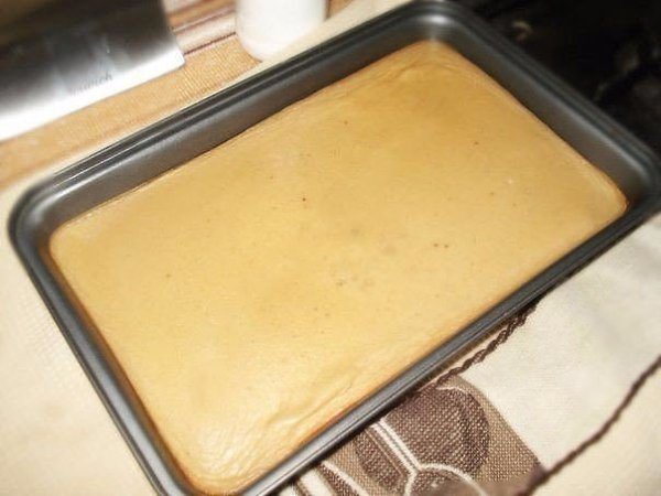 ТВОРОЖНО-БАНАНОВЫЙ ДЕСЕРТ.Ингредиенты: Творог — 300 г Бананы — 5 шт. Сметана — 150 г Яйца — 3 шт. ... - 3