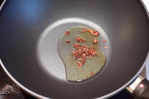 Глазированные куриные голени и жареный рис с яйцом по-кантонски. Как жаль, что я не могу вас ... - 3
