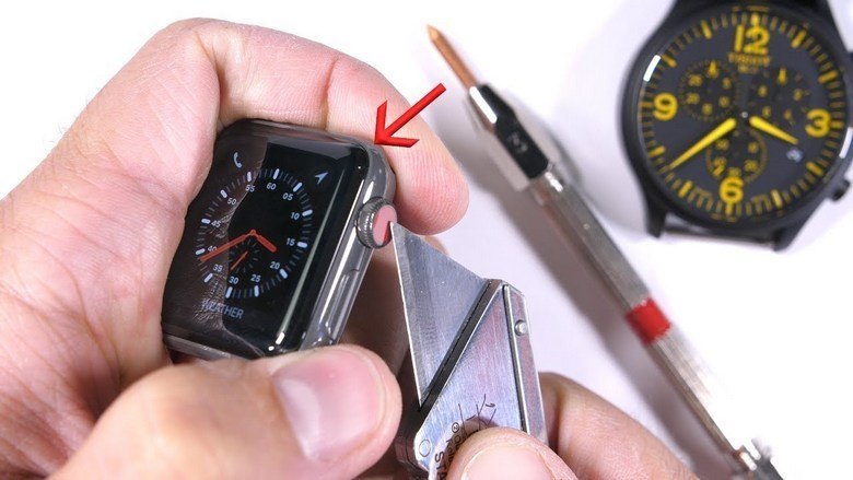 Сапфировое стекло в умных часах Apple Watch Edition Series 3 оказалось не твёрже обычного.Известный ...