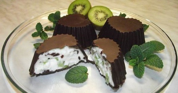 КОЛЛЕКЦИЯ ВКУСНЕЙШИХ ДЕСЕРТОВ.ФРУКТОВЫЙ ДЕСЕРТИнгредиенты:Груша — 1 штмандарин — 1 штяблоко — 1 ... - 3