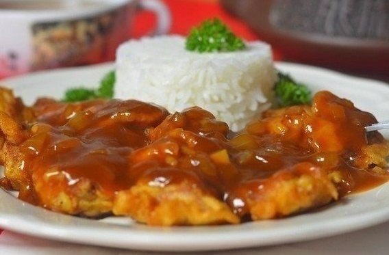 Рис с курицей в кисло-сладком соусе.Ингредиенты:куриная грудка 400 грис 500 гтоматная паста – 2 ст. ...
