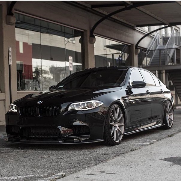 BMW M5 F10