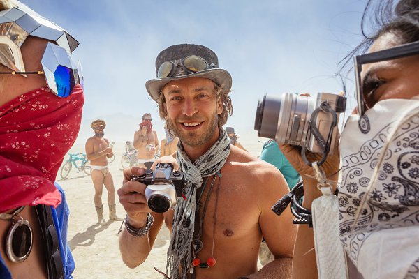 Фестиваль Burning Man на одну неделю воплощает в реальность смелую мечту о жизни в обществе свободы ... - 8
