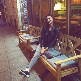 Jesy Nelson, ����, 27 ���