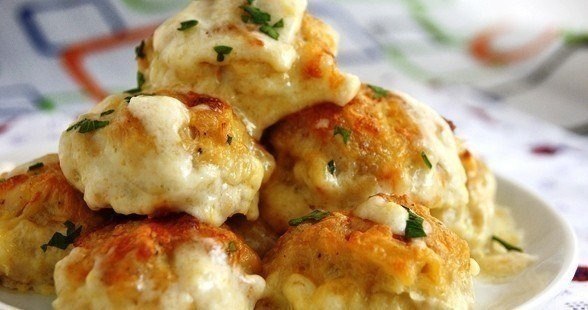 КУРИНЫЕ ШАРИКИ С МОРКОВЬЮ.**На 100 гр /110.26 ккал****Б/Ж/У 19.37 2.55 1.24**Сохрани, чтобы не ...