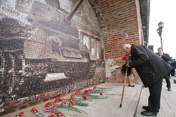 НАША ПОБЕДА.Это полотно сделано из более чем 15 тыс. фотографий участников Великой Отечественной ...