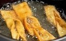 Воздушный хворост – хрустим всей семьей.Ингредиенты:Мука пшеничная – 2.5 стаканаМолоко – 50 гСметана ... - 6