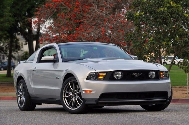 201112 Ford Mustang 5.0 GT