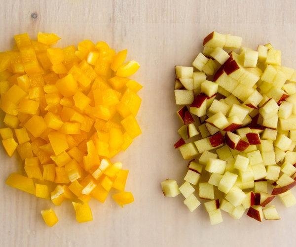 Сэндвич с куриным салатом.Салат может стать вкусным и сытным перекусом, если положить его в булочки ... - 3