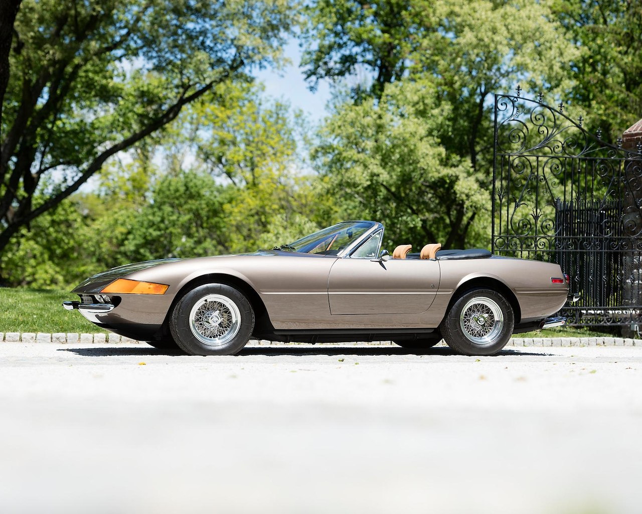 Ferrari Daytona 365 1972