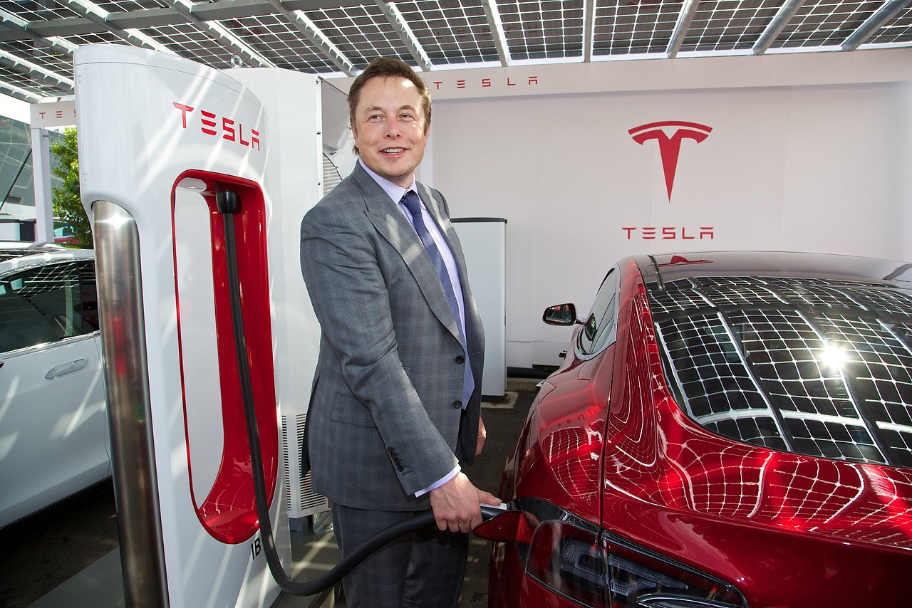 Компания Tesla стала дороже автогигантов Ford и General Motors.По результатам успешного отчёта по ...