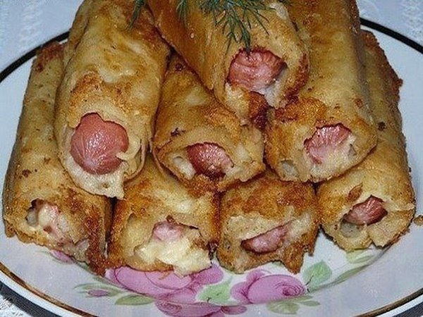 Ленивые пирожки. Сосиска с картофелем в лаваше.Ингредиенты:-Сосиска - 6 штук-Лаваш тонкий - 1 ...