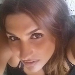 Anna, 42, 