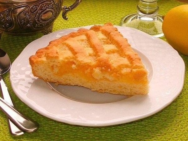 ПЕСОЧНЫЙ ЛИМОННЫЙ ПИРОГ.Ингредиенты:Мука — 300 гЛимон — 1 шт.Масло сливочное — 180 гСахарная пудра — ...
