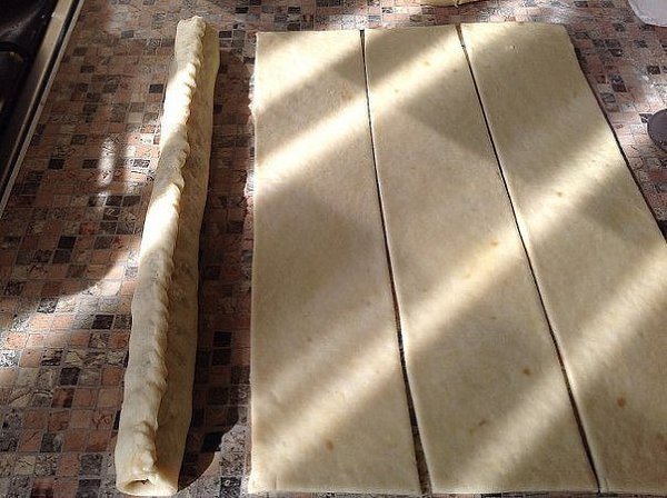 Пирог улитка с вишней.Вам потребуется:Тесто:200 г. сливочного масла мягкогоЩепотка соли3 стакана ... - 2