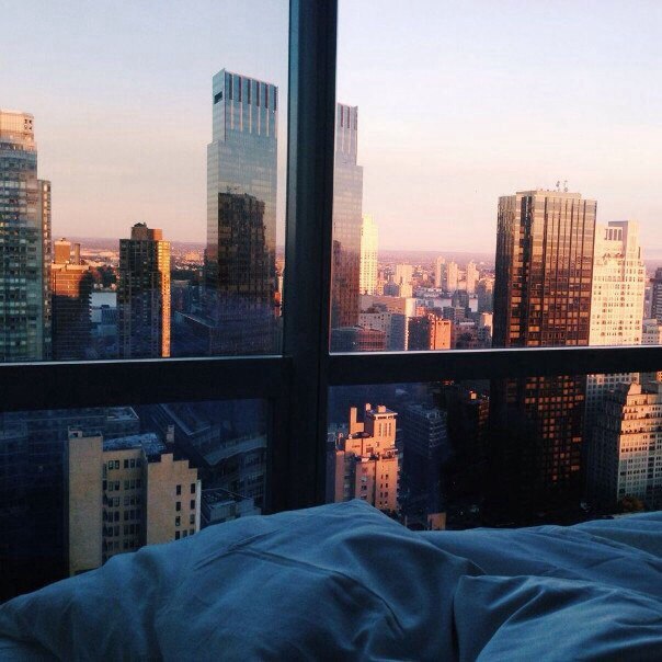 Если можно проснуться одним утром в другой стране, в другом городе... Почему бы однажды не ...