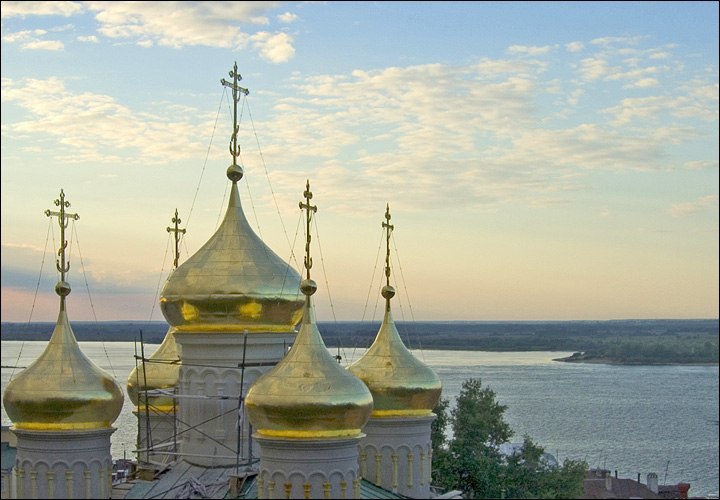 Купола церкви Радонежский