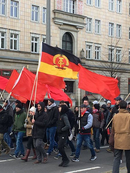 Забастовка в берлине. Германская Коммунистическая партия. Компартия Германии. Коммунистическая партия ГДР. Коммунисты Германии.