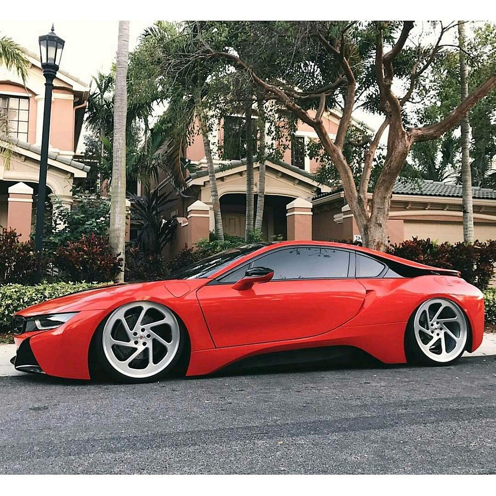  i8