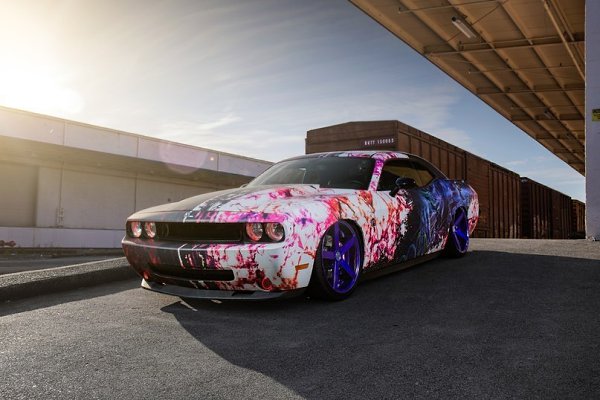 Dodge Challenger - 2